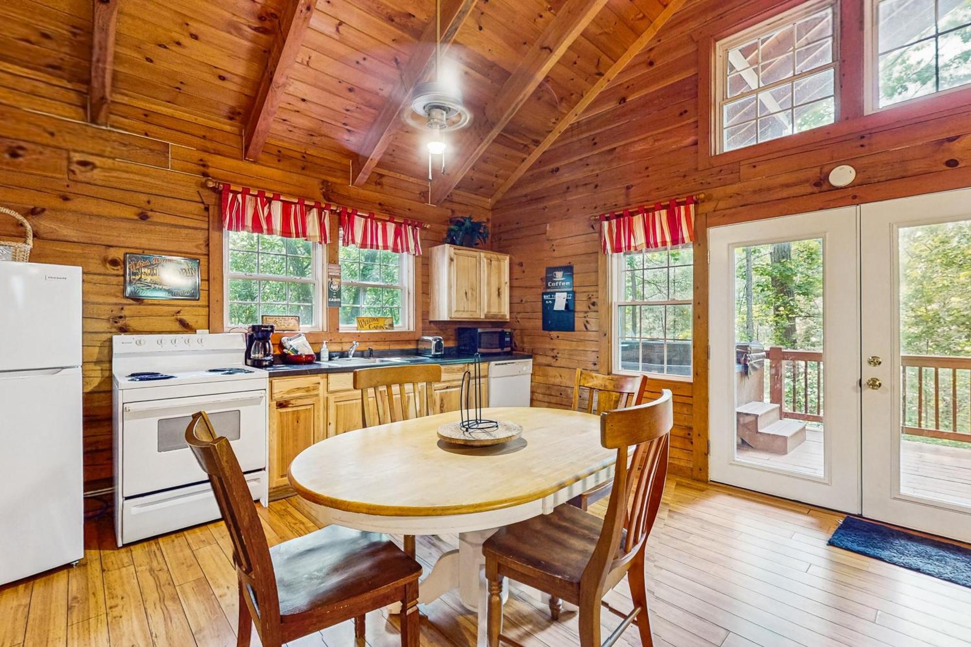 The Hideaway Villa Sautee Nacoochee Exterior photo